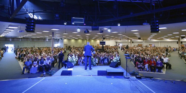 Europe : des pays autorisent la réouverture des lieux de culte sous conditions