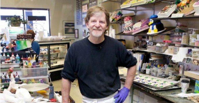 Etats-Unis: Ouverture du procès du pâtissier chrétien à la Cour Suprême