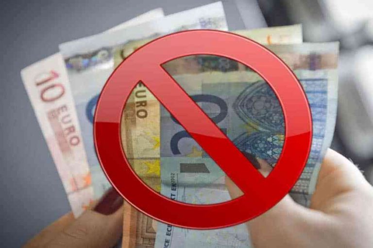 France : le cash plus menacé que jamais