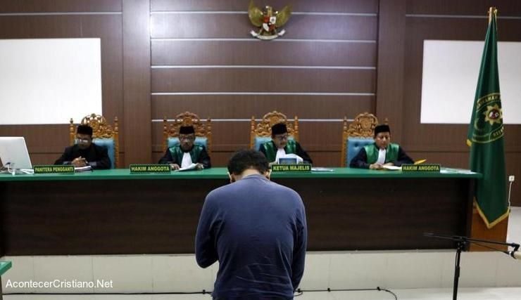 Moyen-Orient : le juge d'un tribunal islamique se convertit à Christ après que son fils ait été guéri par les prières d'un chrétien