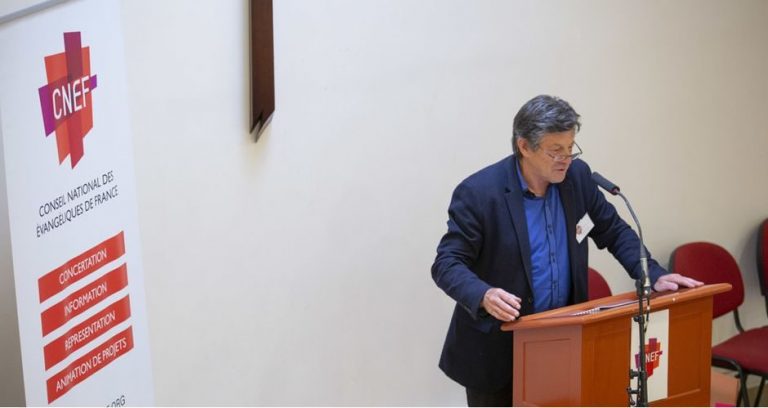 Le président de l'Alliance évangélique française témoigne de sa guérison du COVID-19