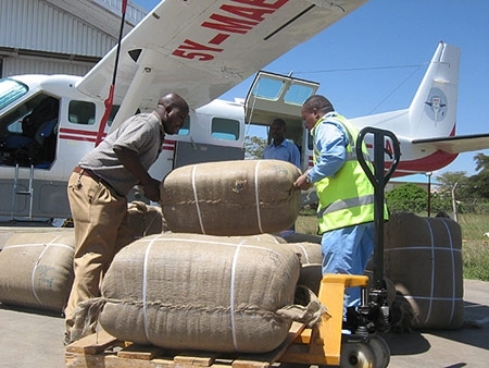 Missionary pilot, 2 volunteers imprisoned in Mozambique