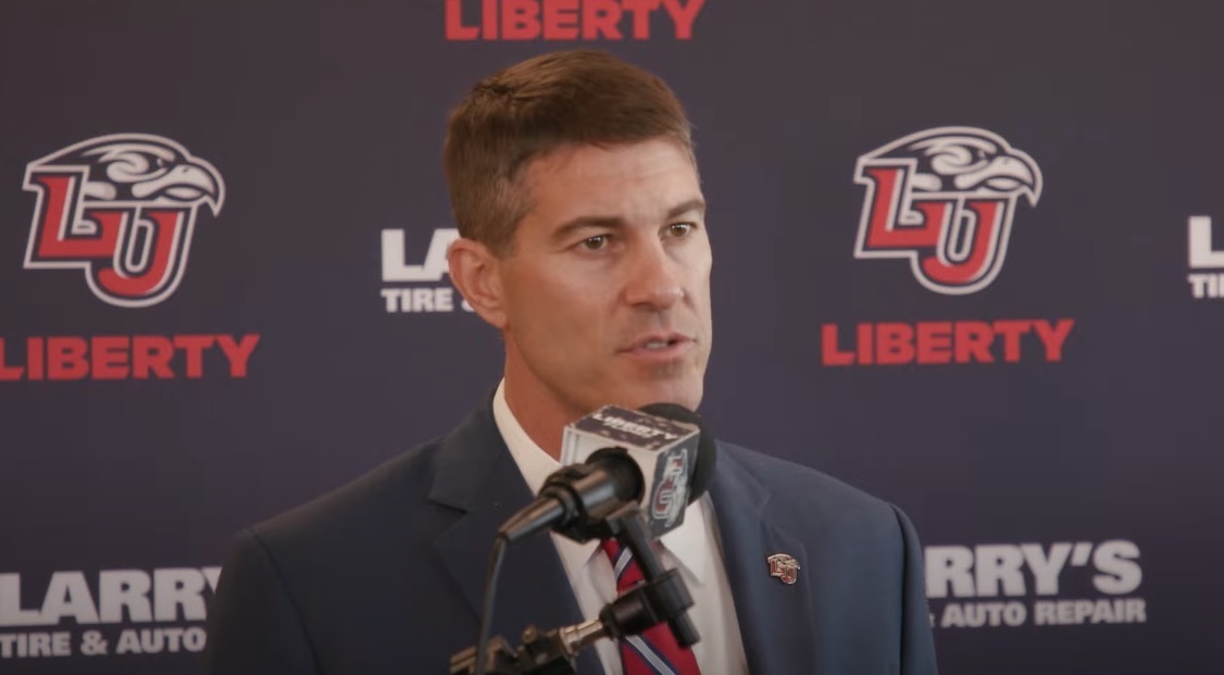 La Liberty University nomme Jamey Chadwell comme nouvel entraîneur de football