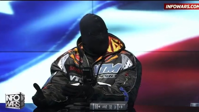 Kanye West, conservateurs antisémites et gauchistes anti-blancs