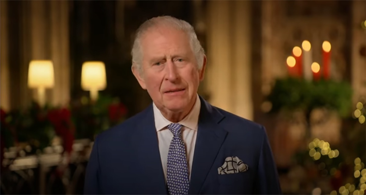 Le roi Charles III rend hommage à la foi de feu la reine dans son premier discours de Noël