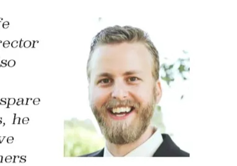 Une femme affirme qu'un ministre et un conseiller spirituel leur ont suggéré de se déshabiller pour suivre une thérapie : procès