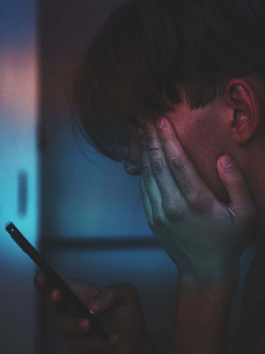 3 raisons pour lesquelles les enfants ont peur de parler de porno à leurs parents