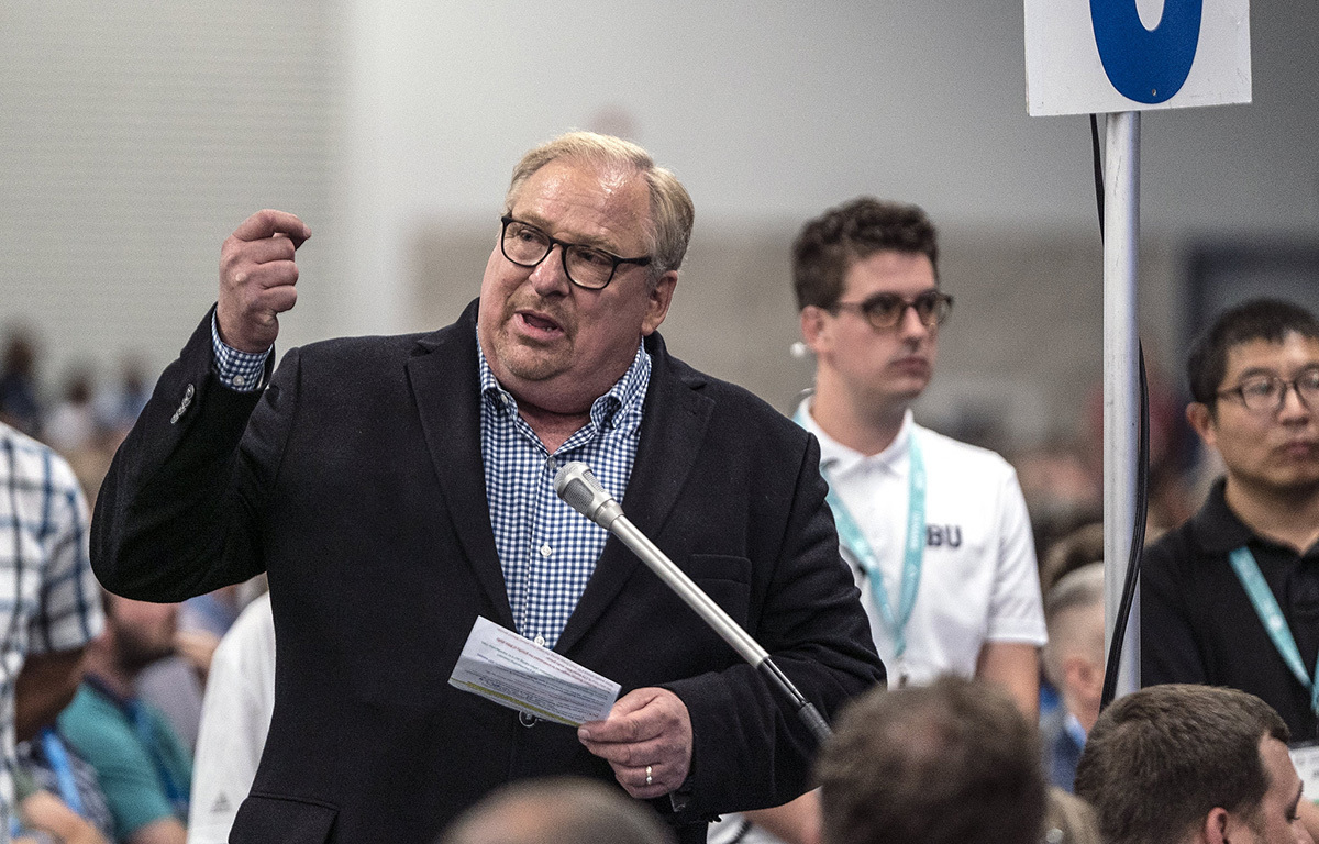 Rick Warren dit qu'il lutte contre une maladie auto-immune depuis 2 ans : "C'est débilitant"