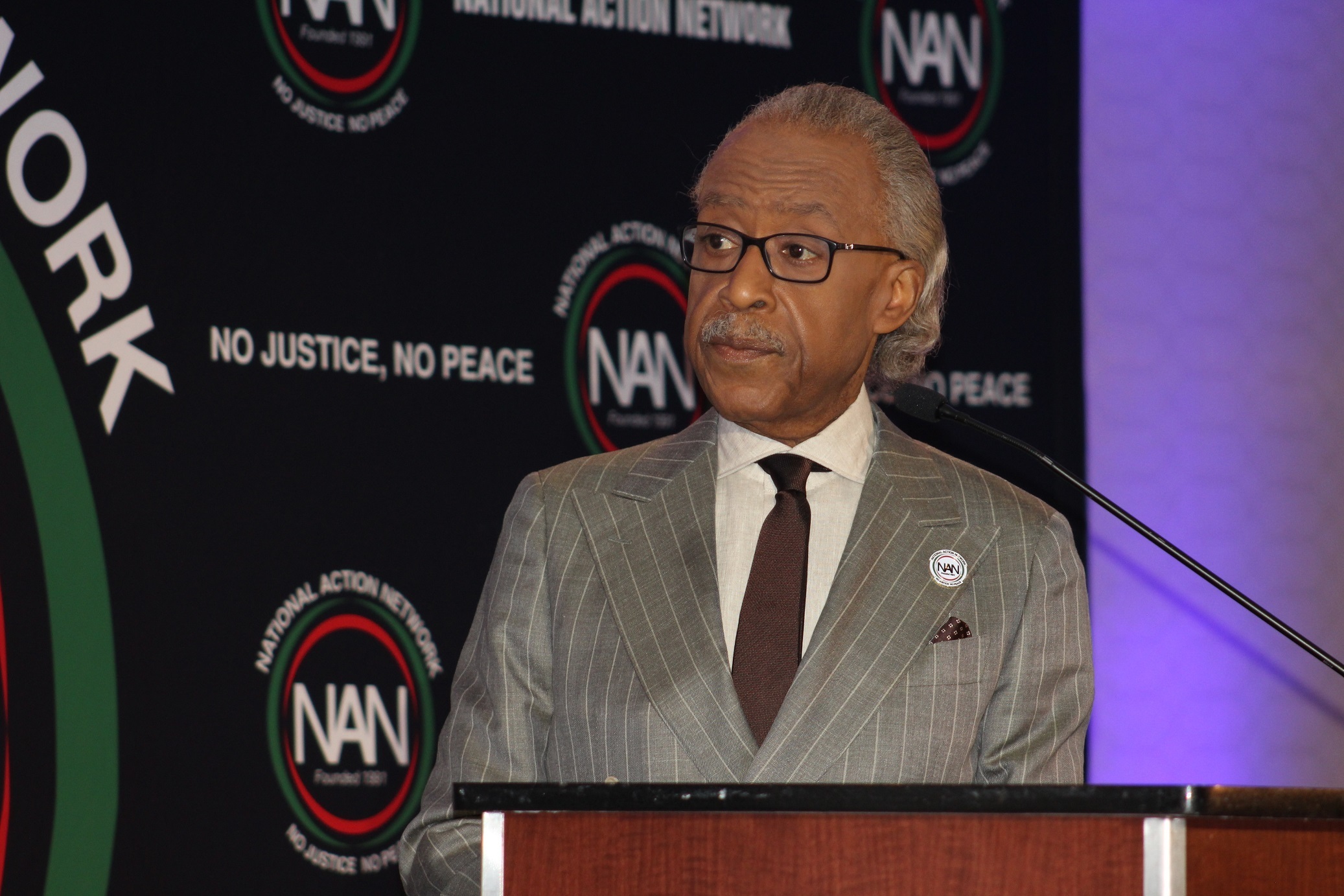 Al Sharpton "consterné" après la libération de l'ancien officier Kim Potter après 16 mois pour la mort de Daunte Wright
