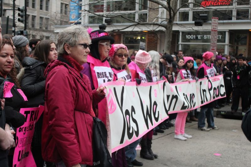 Comment la révolution sexuelle a-t-elle dépassé le féminisme traditionnel ?  Les universitaires discutent