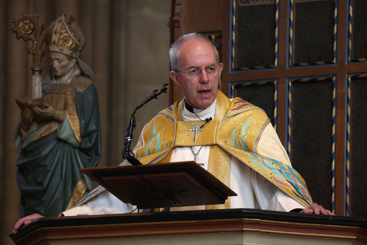85% des dirigeants anglicans rejettent l'évêque en chef de la 3ème plus grande dénomination chrétienne