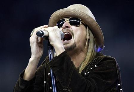 Kid Rock et les stars de la country boycottent Bud Light pour son partenariat avec l'influenceur trans Dylan Mulvaney