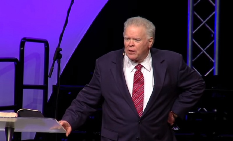 Un juge fédéral rejette une importante poursuite pour abus contre le chef de la Southern Baptist Convention