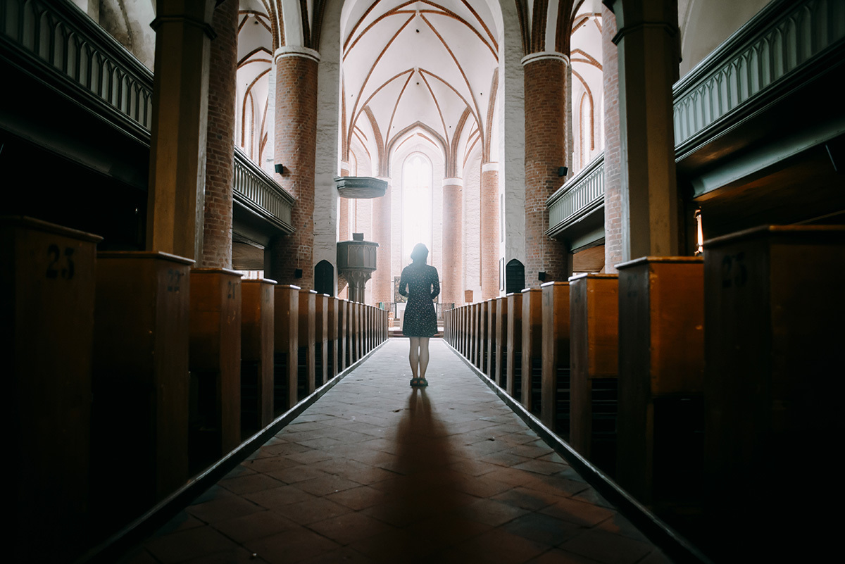 Un pasteur qui a comparé le sexe au Christ et à l'Église s'excuse, dit qu'un court extrait était "imprudent"