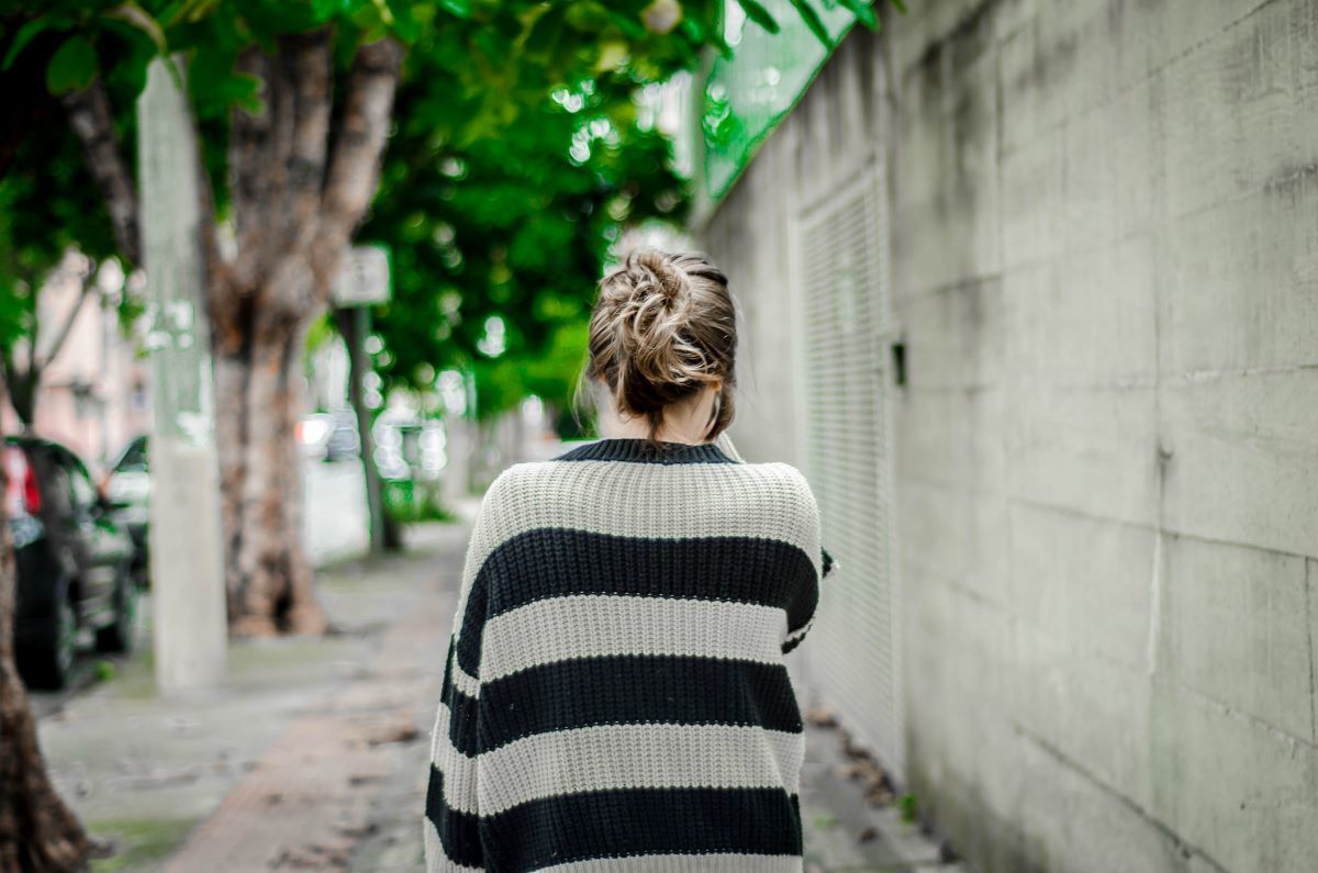 La sagesse de bon sens d'une jeune fille de 16 ans