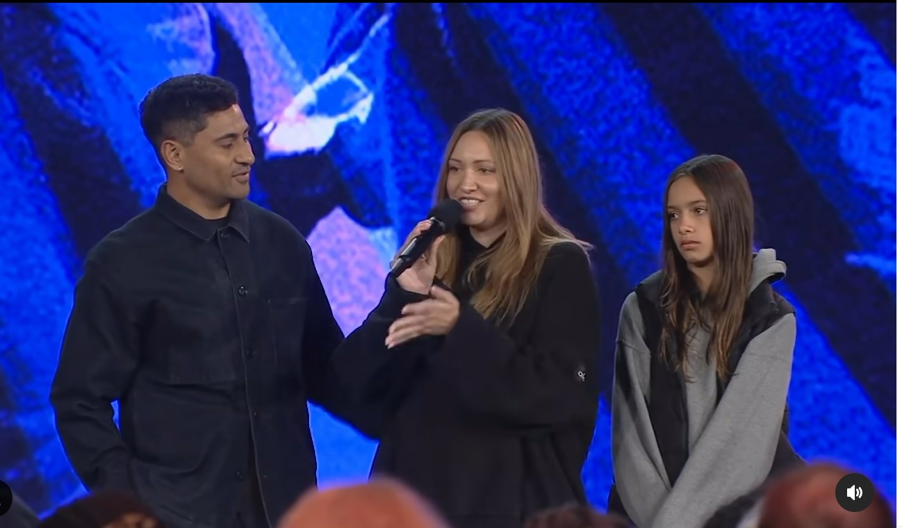 La fille de Brian Houston, Laura Toganivalu, son mari démissionne de l'église Hillsong