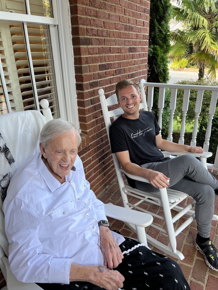 Sauvé du suicide : le petit-fils de Charles Stanley révèle comment son grand-père lui a sauvé la vie