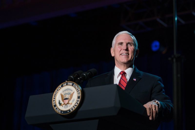 Mike Pence lance l'offre de la Maison Blanche : "Dieu n'en a pas encore fini avec l'Amérique"