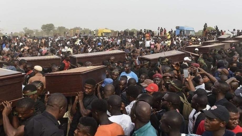 Des centaines de chrétiens tués en 3 semaines d'attaques dans le comté nigérian ;  28 églises détruites