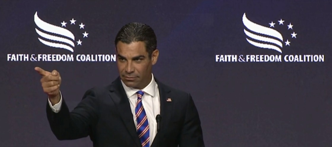 Candidat à la présidentielle, le maire de Miami Francis Suarez : "Mes parents se sont rencontrés lors d'un rassemblement pro-vie"