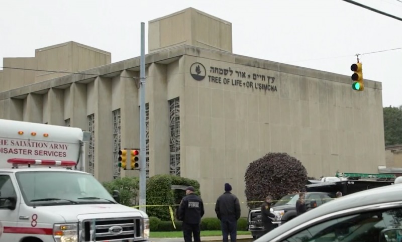 Le tireur de masse de la synagogue de Pittsburgh reconnu coupable des 63 chefs d'accusation fédéraux