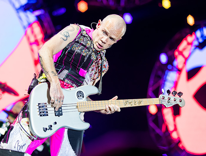 Flea des Red Hot Chili Peppers se souvient d'un moment où Dieu "avait tout son sens"