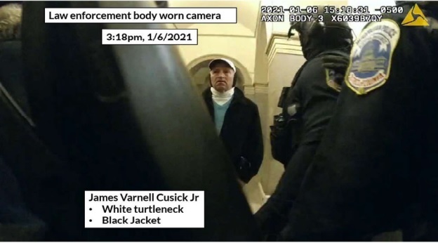 Un pasteur de Floride et son fils reconnus coupables d'avoir participé à l'émeute du 6 janvier au Capitole