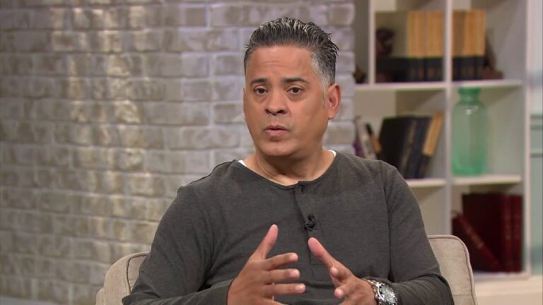 CONFESSIONS D’UN EX SATANISTE – JOHN RAMIREZ