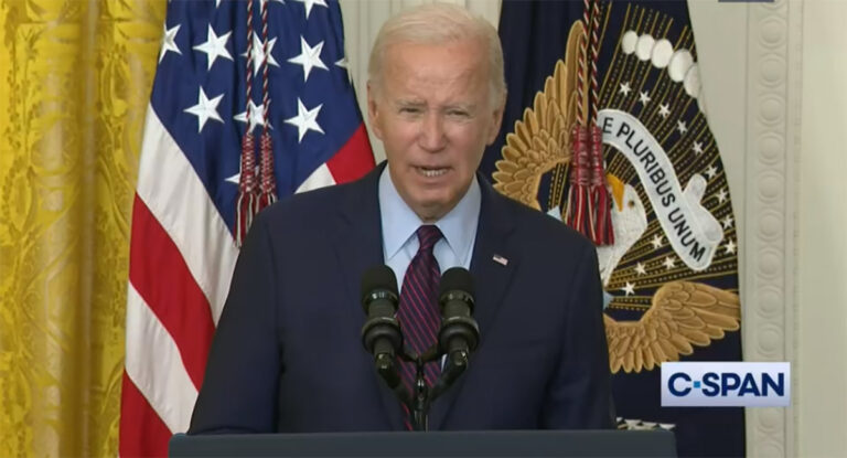 La Maison Blanche affirme que Biden a déclaré à tort qu&rsquo;il avait convaincu Strom Thurmond de voter pour le Civil Rights Act