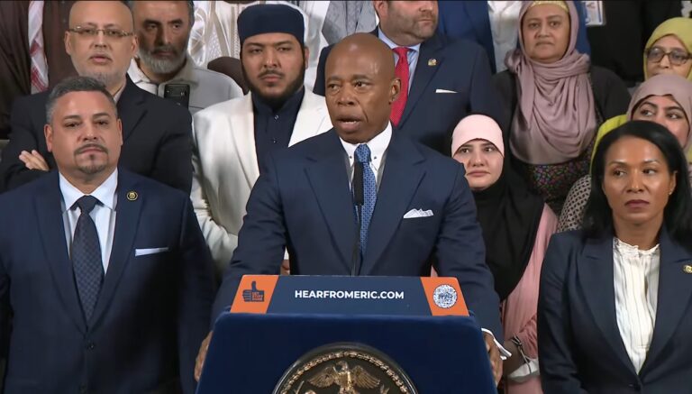 L&rsquo;appel à la prière musulman peut désormais être diffusé publiquement à New York sans autorisation