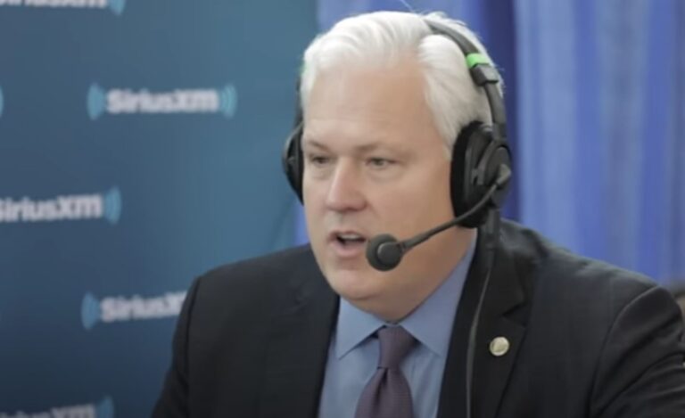Le président de CPAC fait face à de nouvelles allégations d’inconduite sexuelle alors que le vice-président démissionne