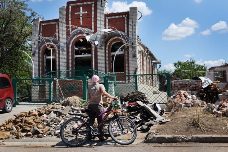 Un groupe chrétien parraine des efforts pour s&rsquo;occuper des 50 000 « orphelins sociaux » d&rsquo;Ukraine dans un contexte de guerre en cours