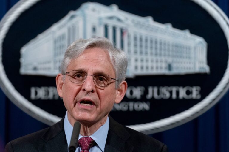 AG Garland ne sait pas si un agent du FBI a été licencié pour une note sur les « catholiques radicaux-traditionalistes »