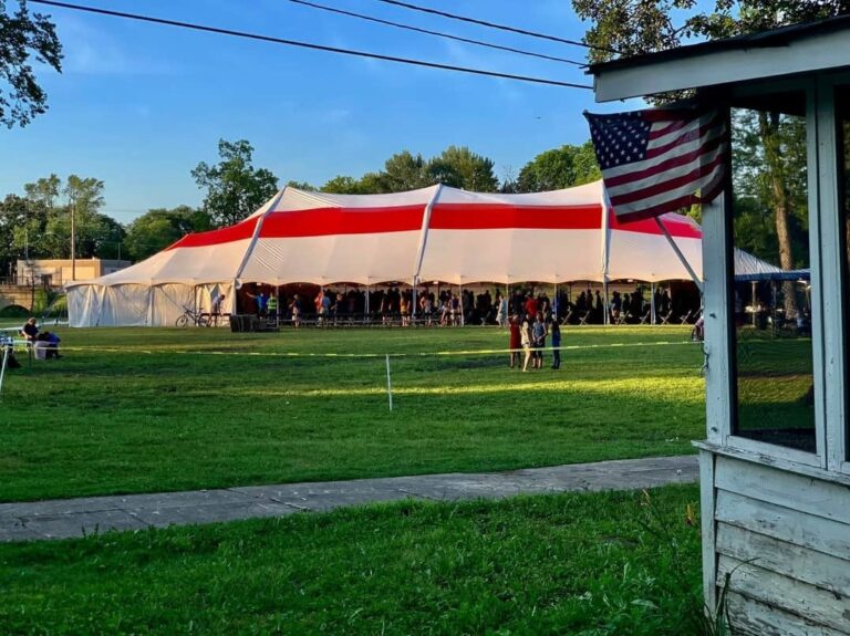 Une ville de l&rsquo;Illinois cherche à forcer un camping chrétien à démolir des bâtiments et à imposer la « ruine » financière