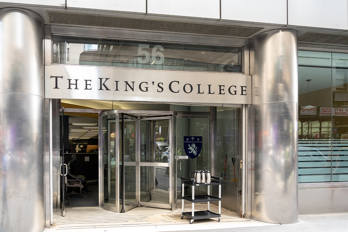 Le King's College de New York se bat pour retrouver son accréditation malgré des difficultés financières et pas de cours au semestre d'automne