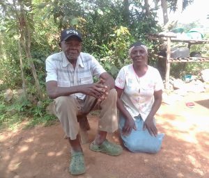 « Nous avons besoin de prières pour la protection de Dieu » : un couple ougandais contraint de fuir son foyer après s'être converti au christianisme