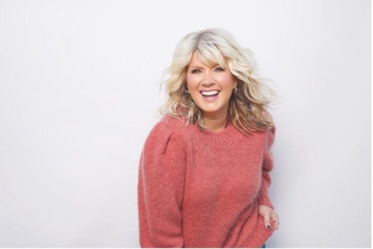 « Je vais être moi » : Natalie Grant refuse de rentrer dans les cases de la radio chrétienne et vit pour obéir au Christ