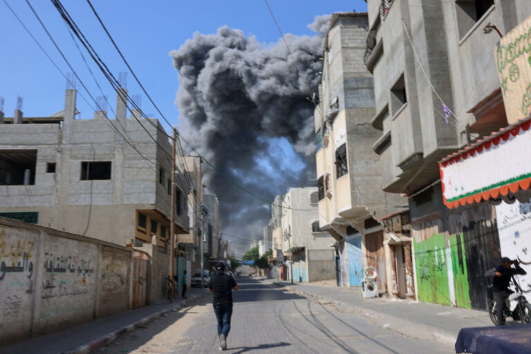 La seule centrale électrique de Gaza ferme ses portes ;  Les forces israéliennes passent à une « attaque totale »