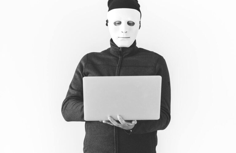Ask Chuck : protection contre les escroqueries en ligne