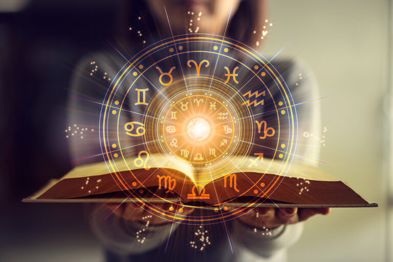 Remplacer l&rsquo;astrologie par la théologie génère un contentement surnaturel