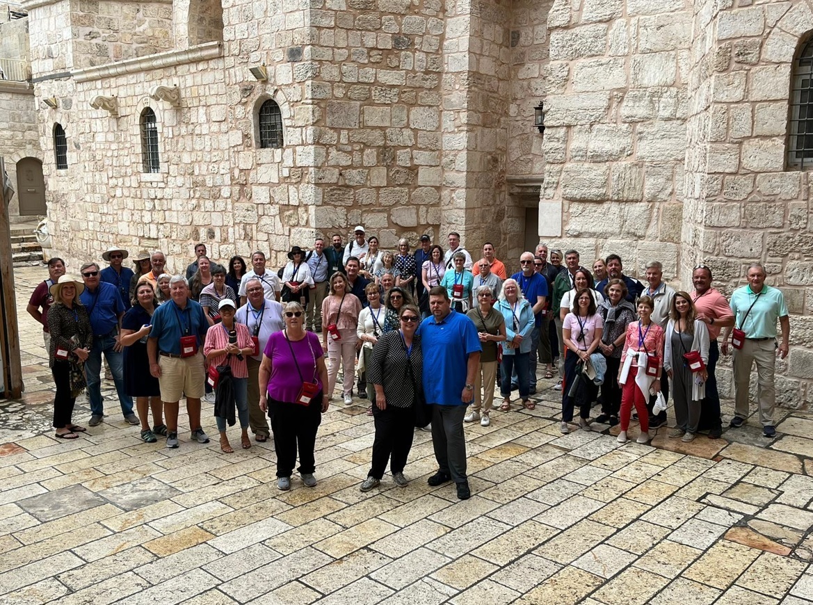 « Cela nous a pris au dépourvu » : un groupe de touristes de l'église de Floride revient sain et sauf d'Israël aux États-Unis