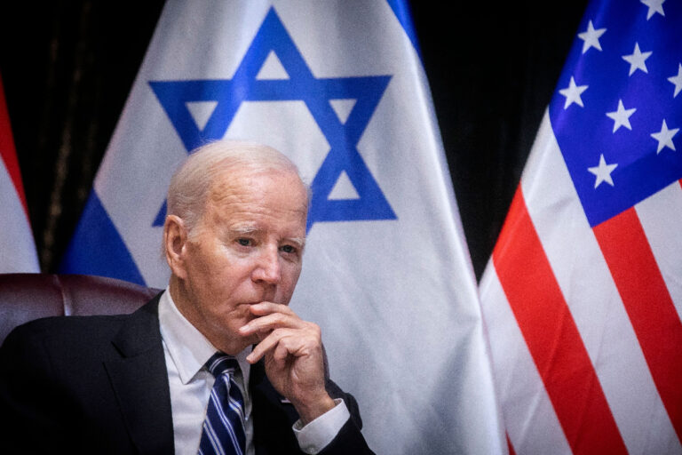 Les dirigeants arabes annulent leur rencontre avec Biden suite à l’explosion d’un hôpital à Gaza
