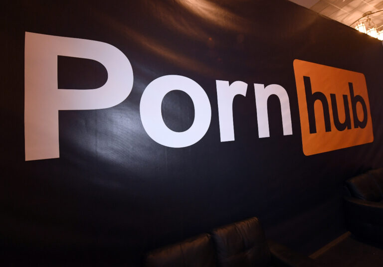 26 AG d’État demandent à la société mère de Pornhub d’expliquer la « faille » d’une vidéo d’abus sexuels sur des enfants