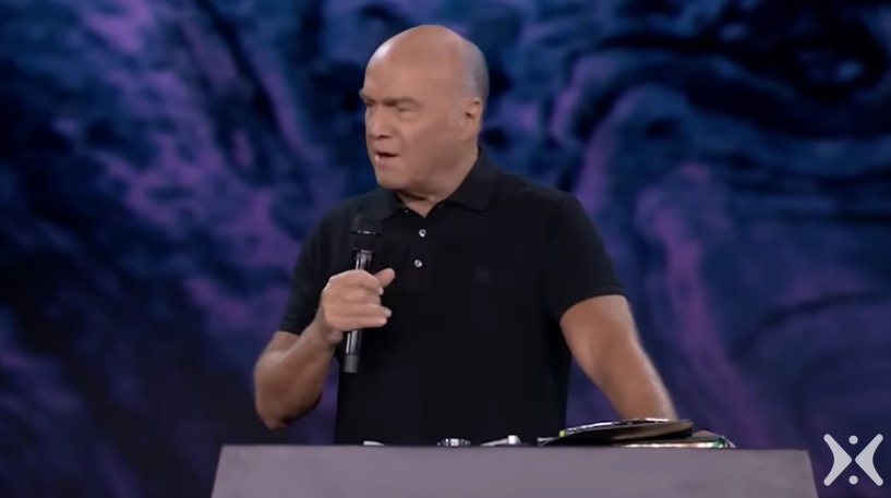 « Attachez votre ceinture » : le pasteur Greg Laurie parle de la réalisation potentielle des prophéties bibliques dans la guerre entre Israël et le Hamas