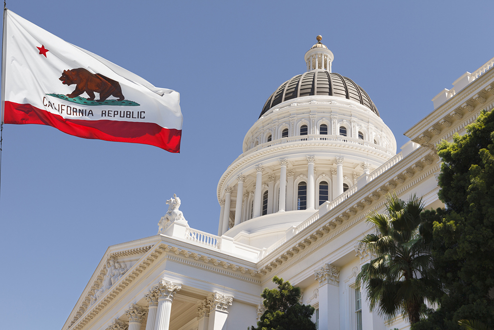 Des parents chrétiens poursuivent la Californie en justice pour interdiction de l'enseignement religieux dans les écoles à charte