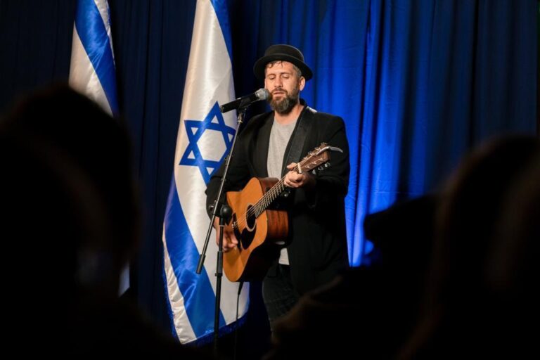 « Je pense que nous sommes à la fin des temps » : un ancien capitaine de Tsahal demande aux chrétiens de prier pour Israël