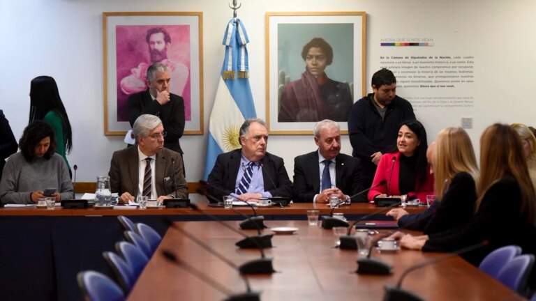 L&rsquo;Argentine franchit une nouvelle étape en honorant officiellement les évangéliques.  Ils en veulent plus.