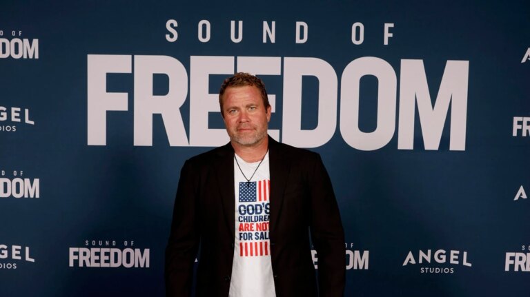 La star de « Sound of Freedom », Tim Ballard, accusée de s&rsquo;en prendre au personnel lors de missions d&rsquo;infiltration