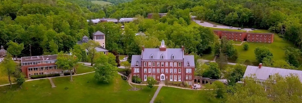 L'héritier de Dunbar fait don de 5 millions de dollars à un collège chrétien pour la construction du « Glory Hall »
