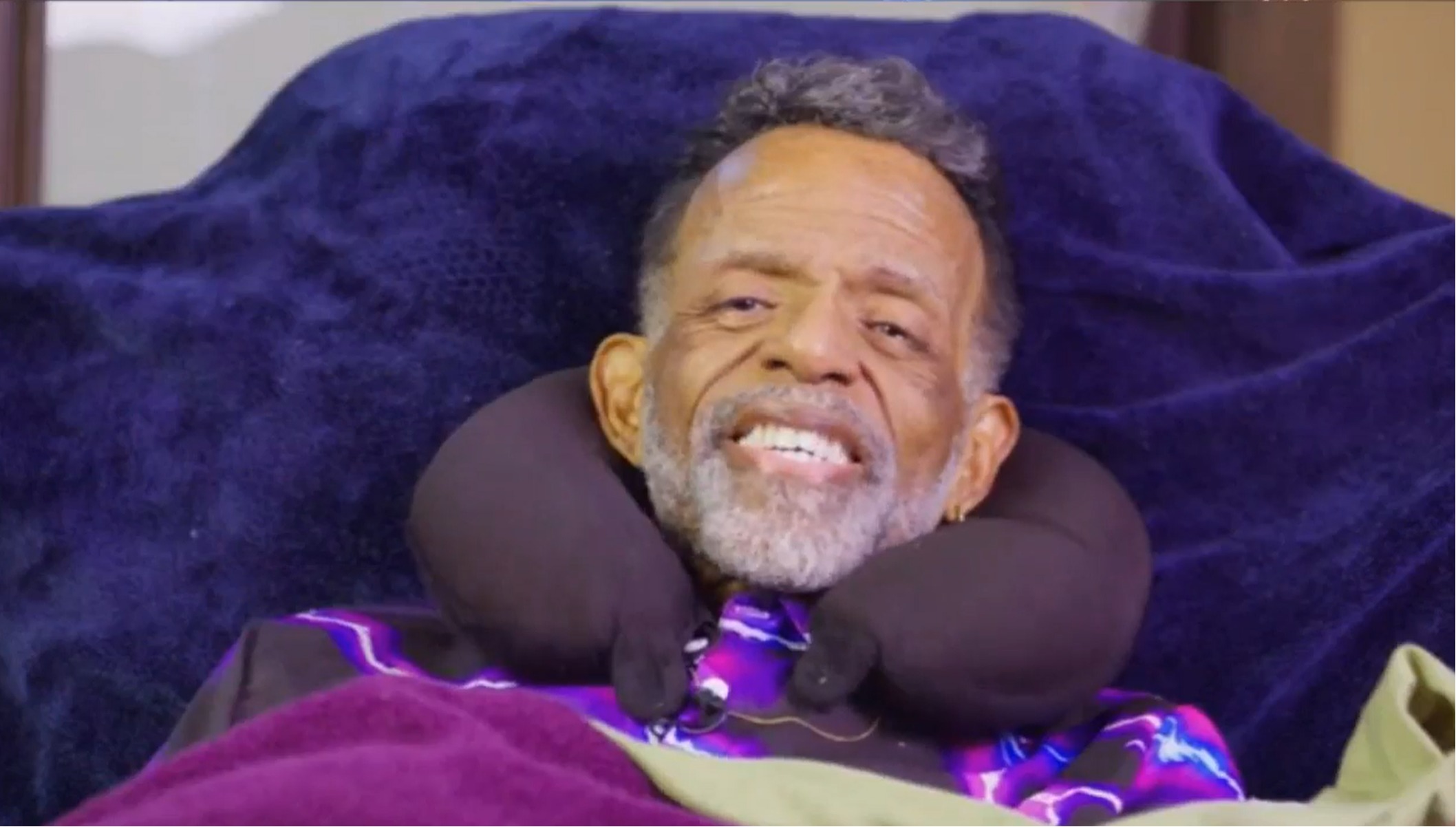 Carlton Pearson dit à ses adeptes qu'il pensera à eux au paradis alors que les rumeurs de décès abondent